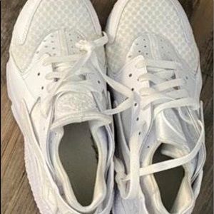 Men’s Huaraches White